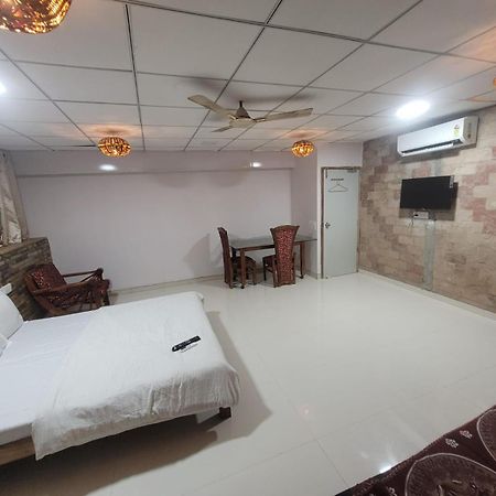 Agrawal Bhavan Budget Stay Only For Indians Mumbai Dış mekan fotoğraf
