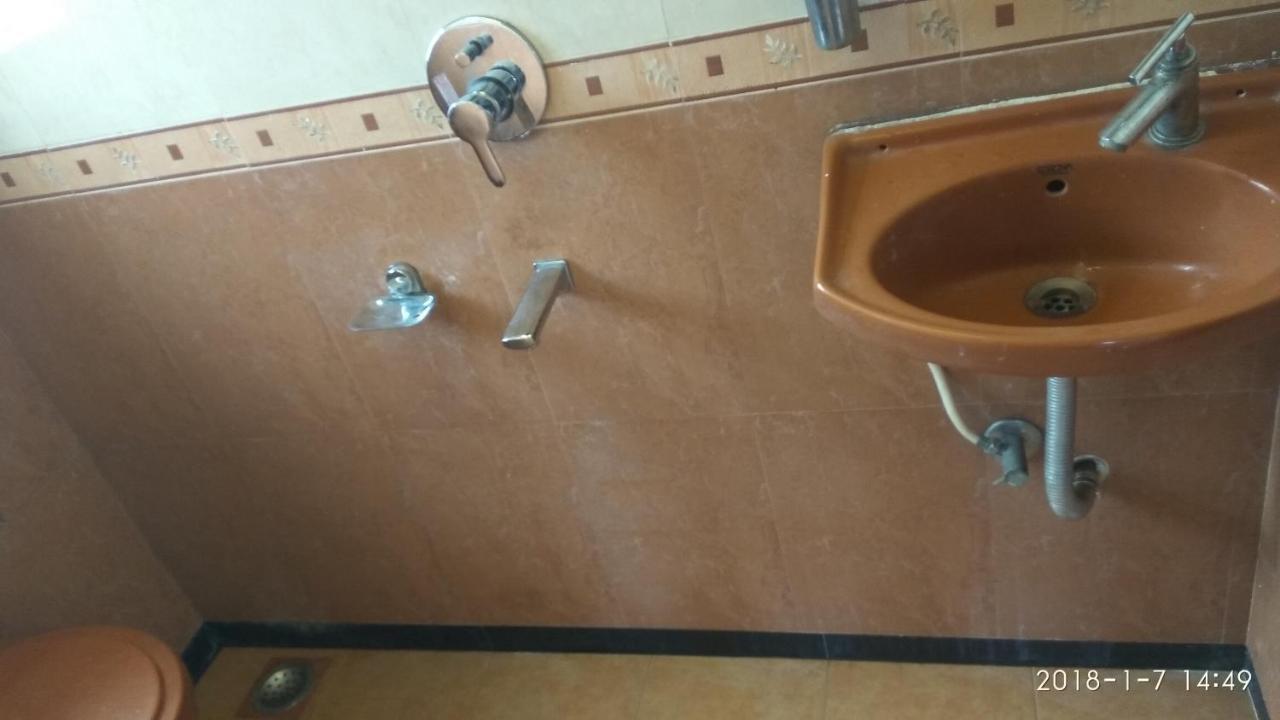 Agrawal Bhavan Budget Stay Only For Indians Mumbai Dış mekan fotoğraf